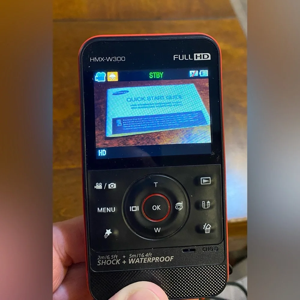 Samsung HMX-W300 Full HD pocket waterproof camcorder